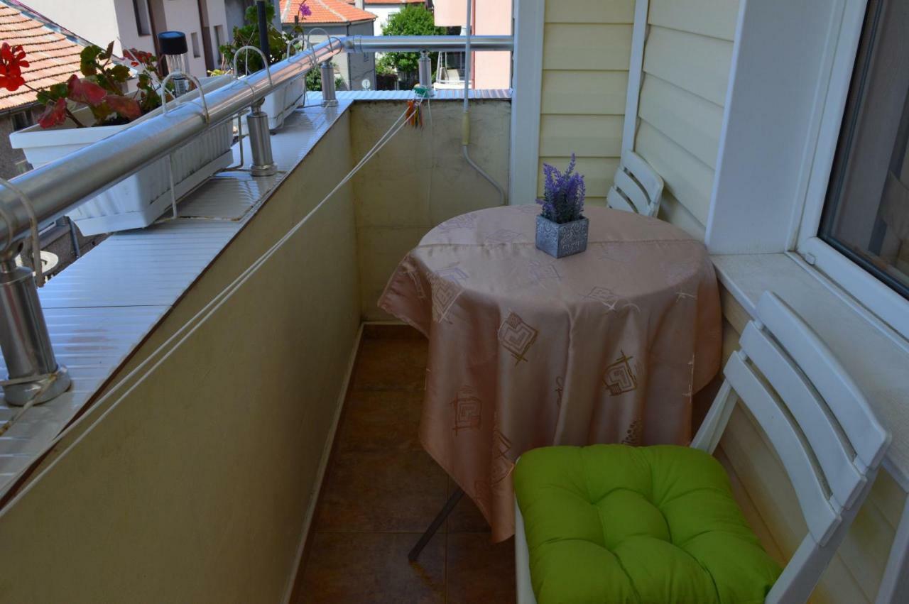 Morska Zvezda Guest House Pomorie Extérieur photo